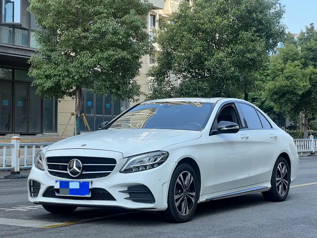 Mercedes-Benz C-Class 2019 C 260 Sports Edition купить на сайте DeffCars