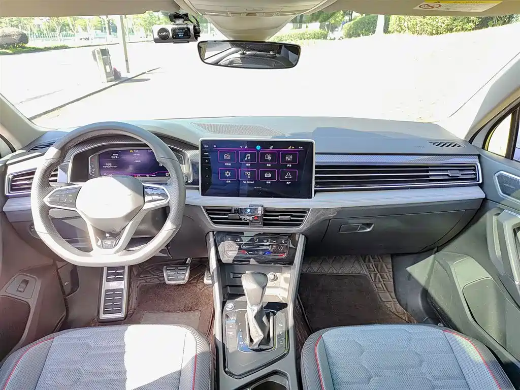 Tiguan L 2023 330TSI automatic two-wheel drive R-Line flagship version купить на сайте DeffCars