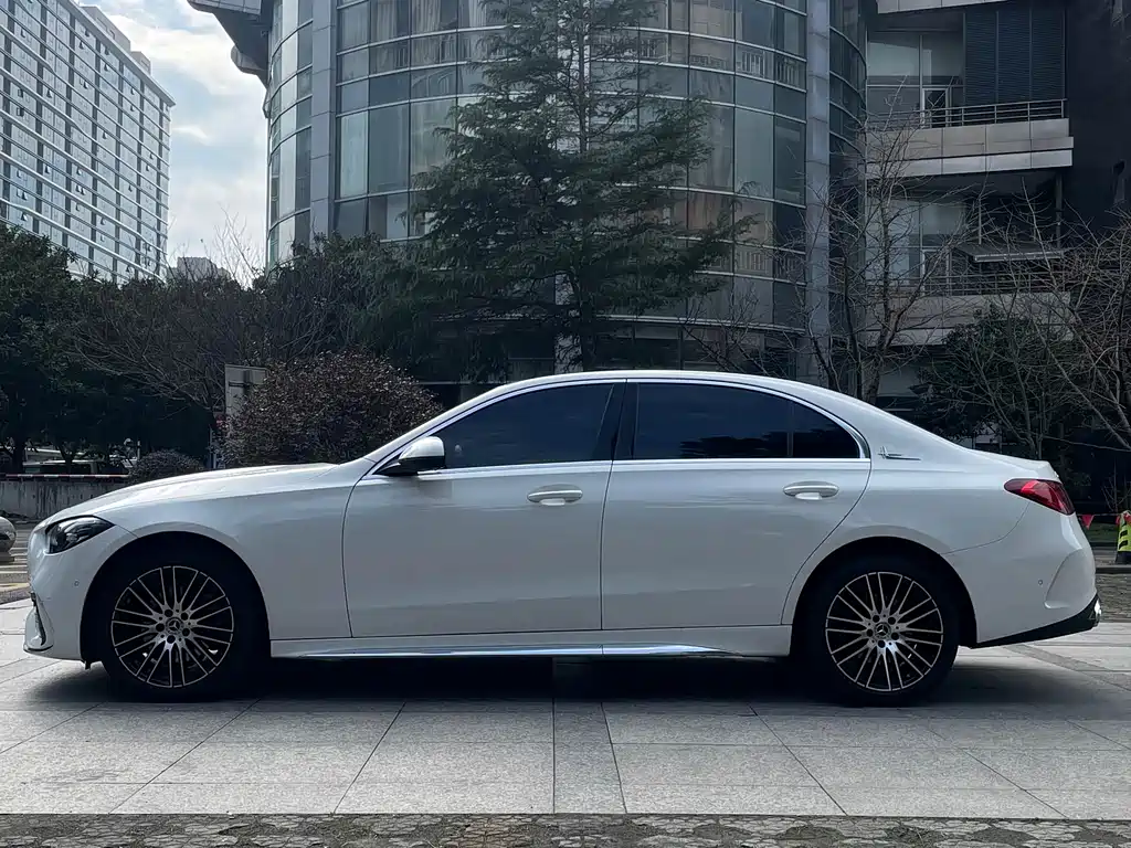 Mercedes-Benz C-Class 2024 C 200 L Sports Edition купить на сайте DeffCars