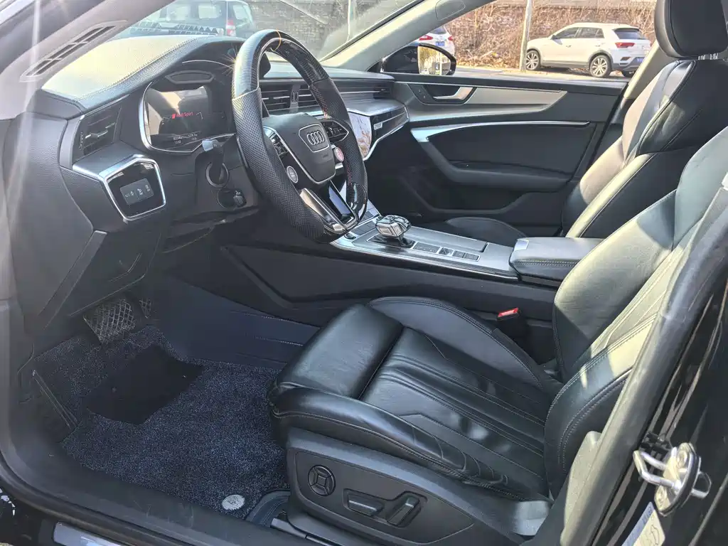 Audi A7 2021 45 TFSI Premium Selection купить на сайте DeffCars