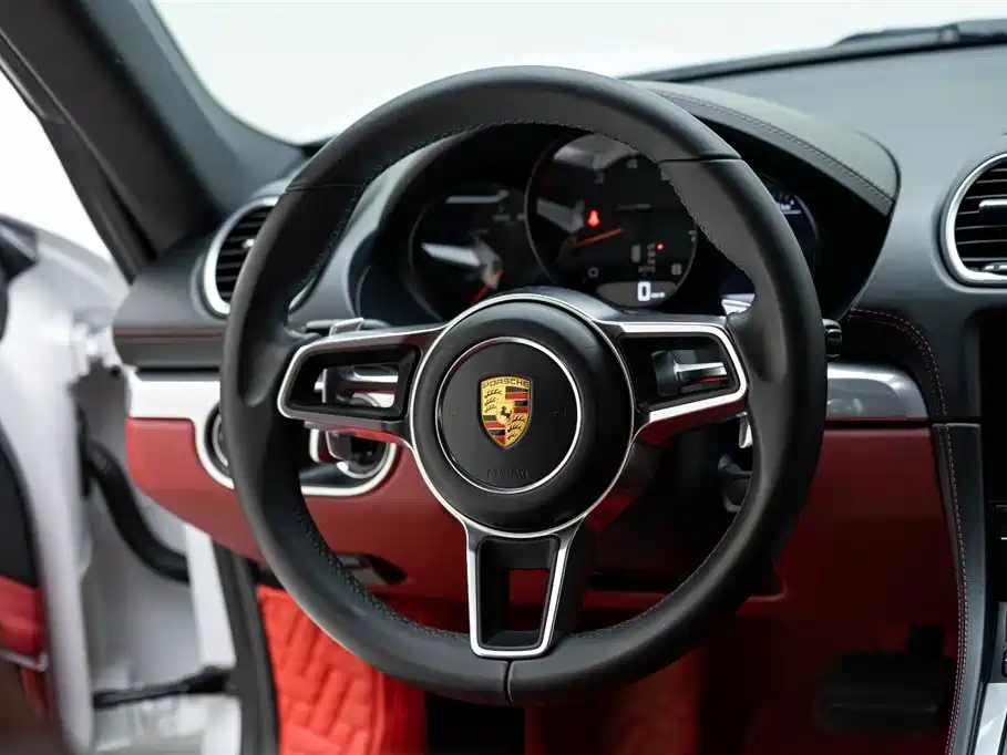 Porsche 718 2018 Cayman 2.0T купить на сайте DeffCars