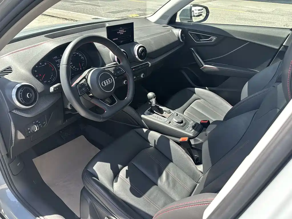 Audi Q2L 2022 35 TFSI aggressive and dynamic model купить на сайте DeffCars