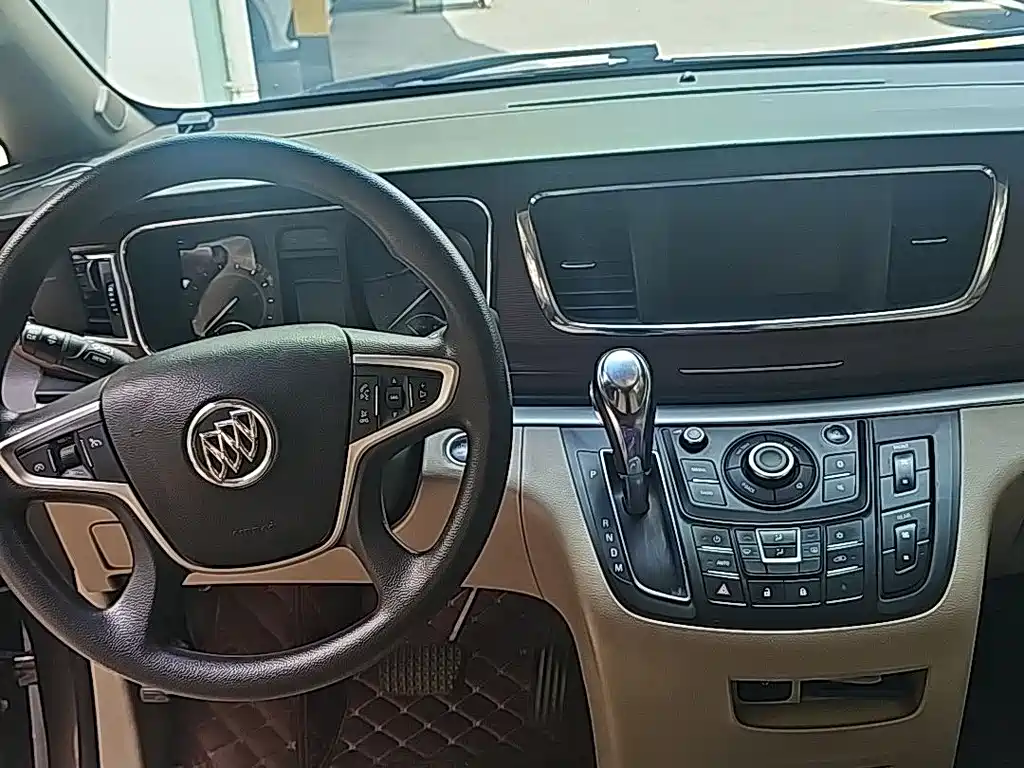 Buick GL8 2017 25S Comfort Type National V купить на сайте DeffCars