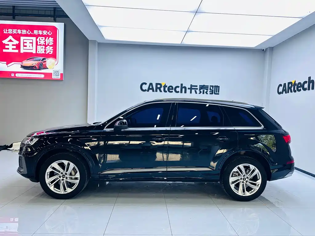 Audi Q7 2022 45 TFSI quattro S line sport купить на сайте DeffCars