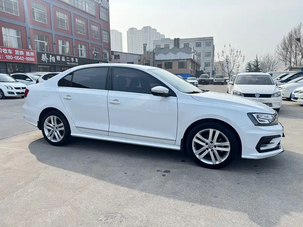 Sagitar 2018 280TSI DSG Dynamic Edition купить на сайте DeffCars