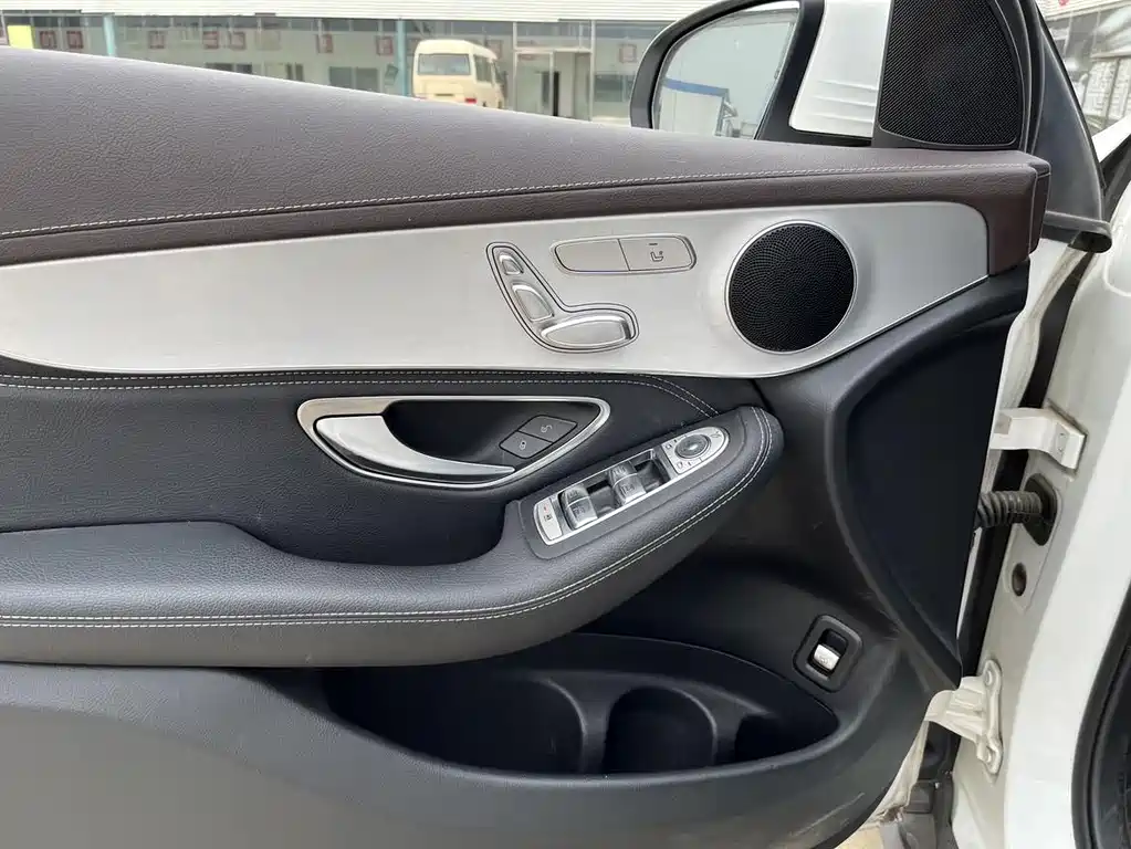 Mercedes-Benz GLC 2020 facelift GLC 260 L 4MATIC dynamic купить на сайте DeffCars