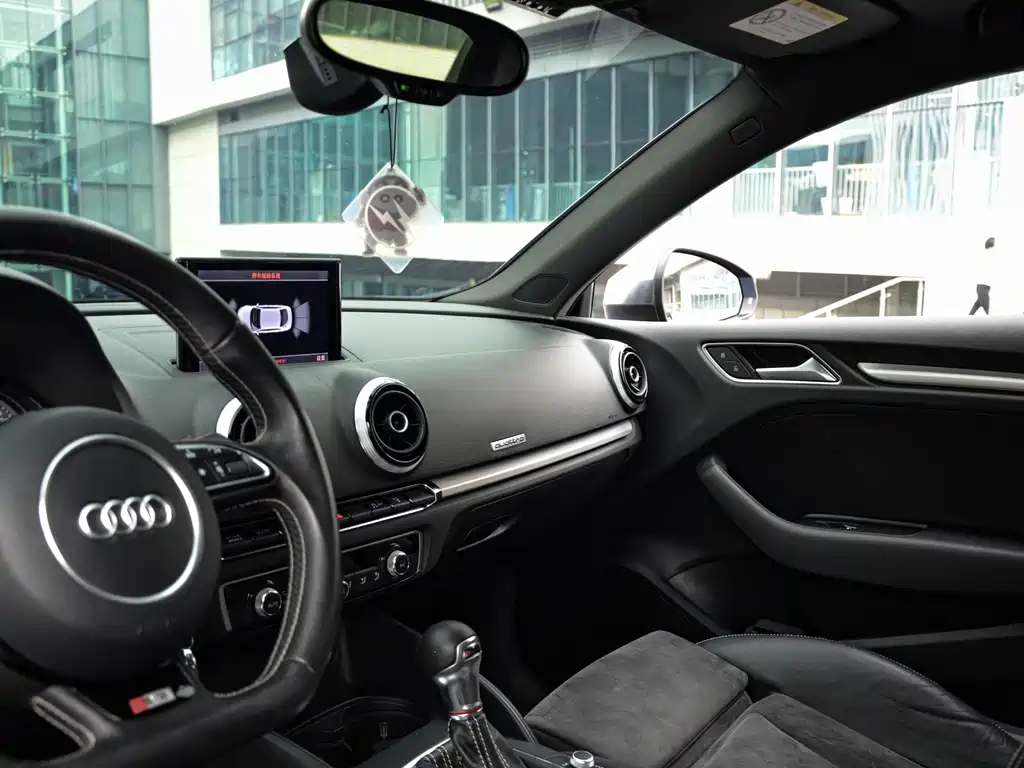 Audi S3 2015 S3 2.0T Limousine купить на сайте DeffCars