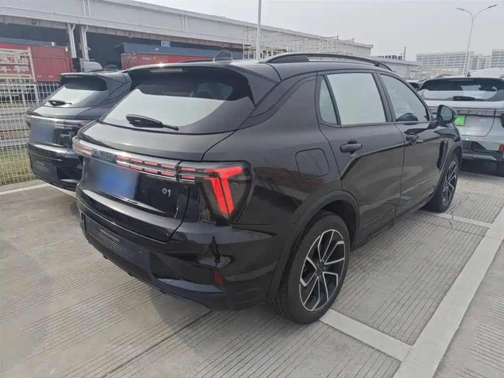 Lynk & Co 01 2023 1.5TD EM-F AM купить на сайте DeffCars