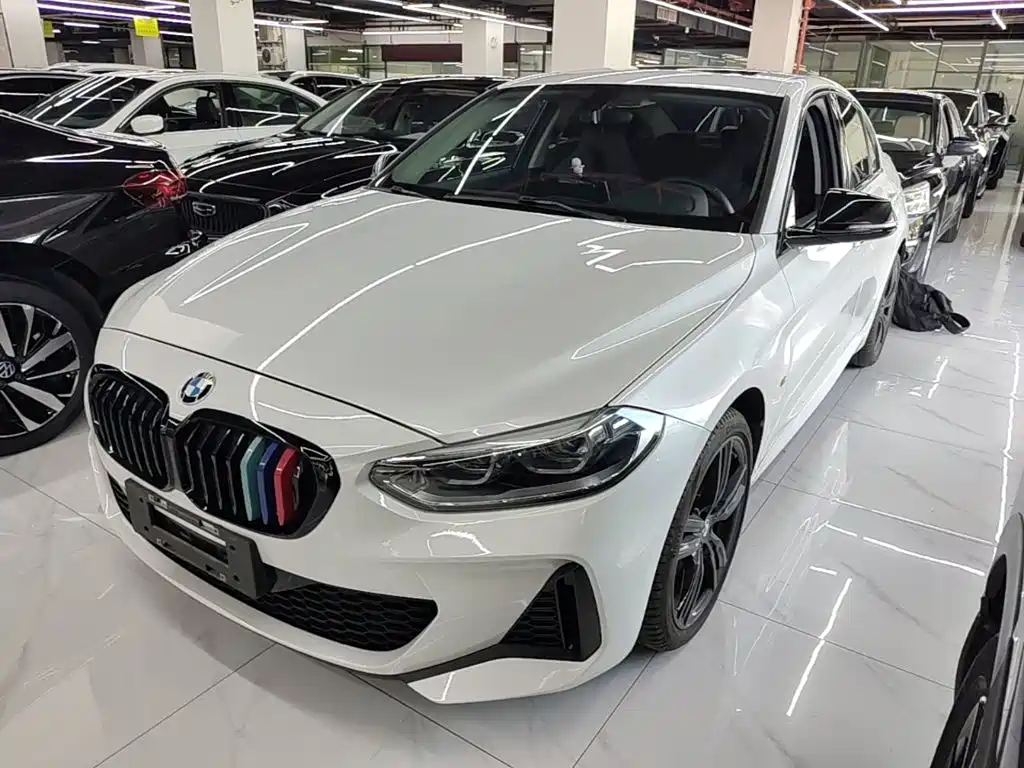 BMW 1 Series 2023 125i M Sports Night Edition купить на сайте DeffCars