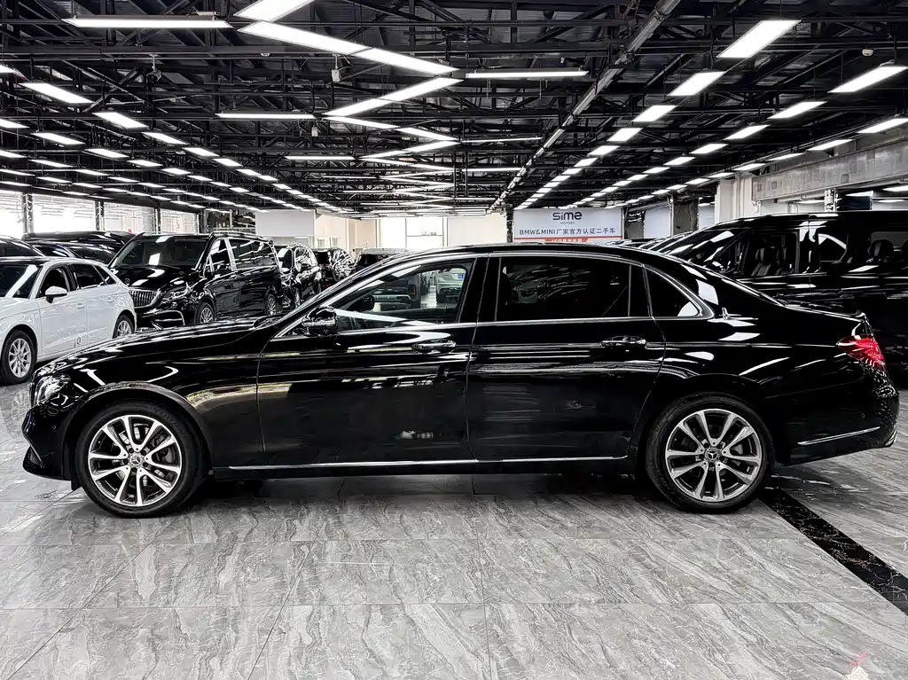 Mercedes-Benz E-Class 2018 E 200 L купить на сайте DeffCars