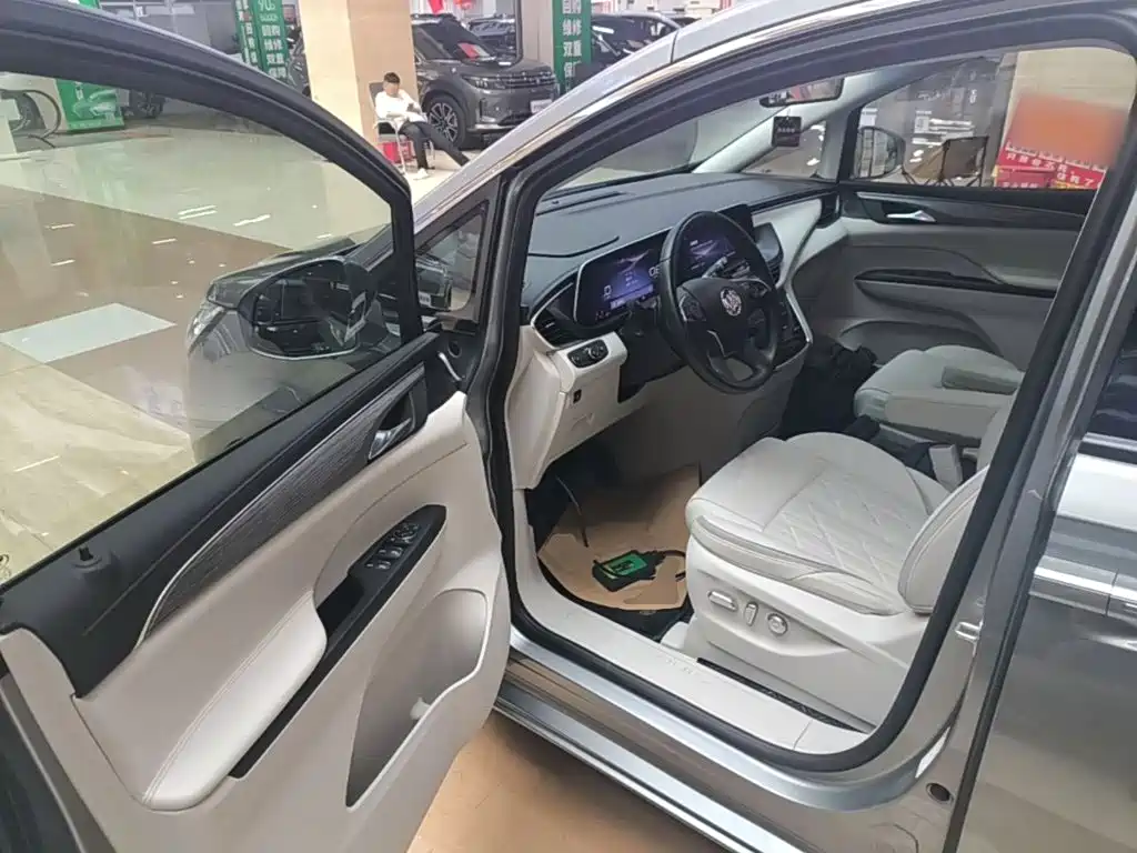 Buick GL8 2023 ES Lu Zun Luxury Heyue Edition купить на сайте DeffCars