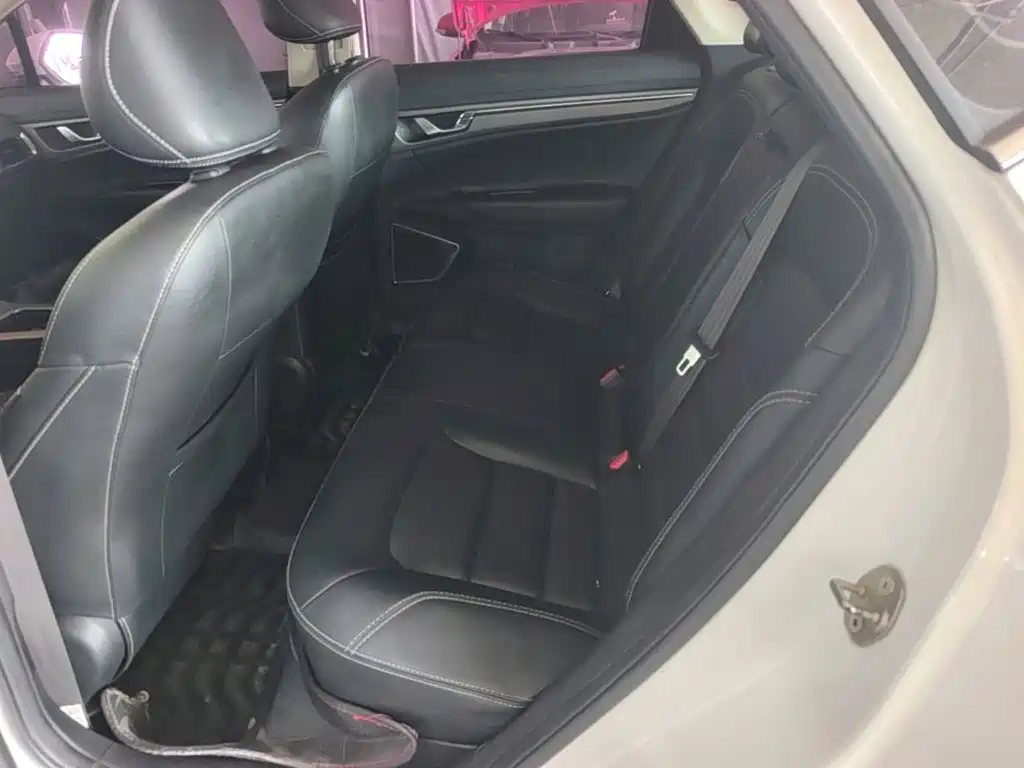 Emgrand GS 2016 Elegant Edition 1.3T Automatic Style купить на сайте DeffCars
