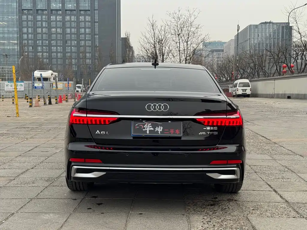 Audi A6L 2024 45 TFSI Premium Dynamic Model купить на сайте DeffCars