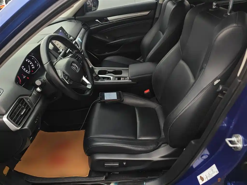 Accord 2018 260TURBO Deluxe Edition National V купить на сайте DeffCars