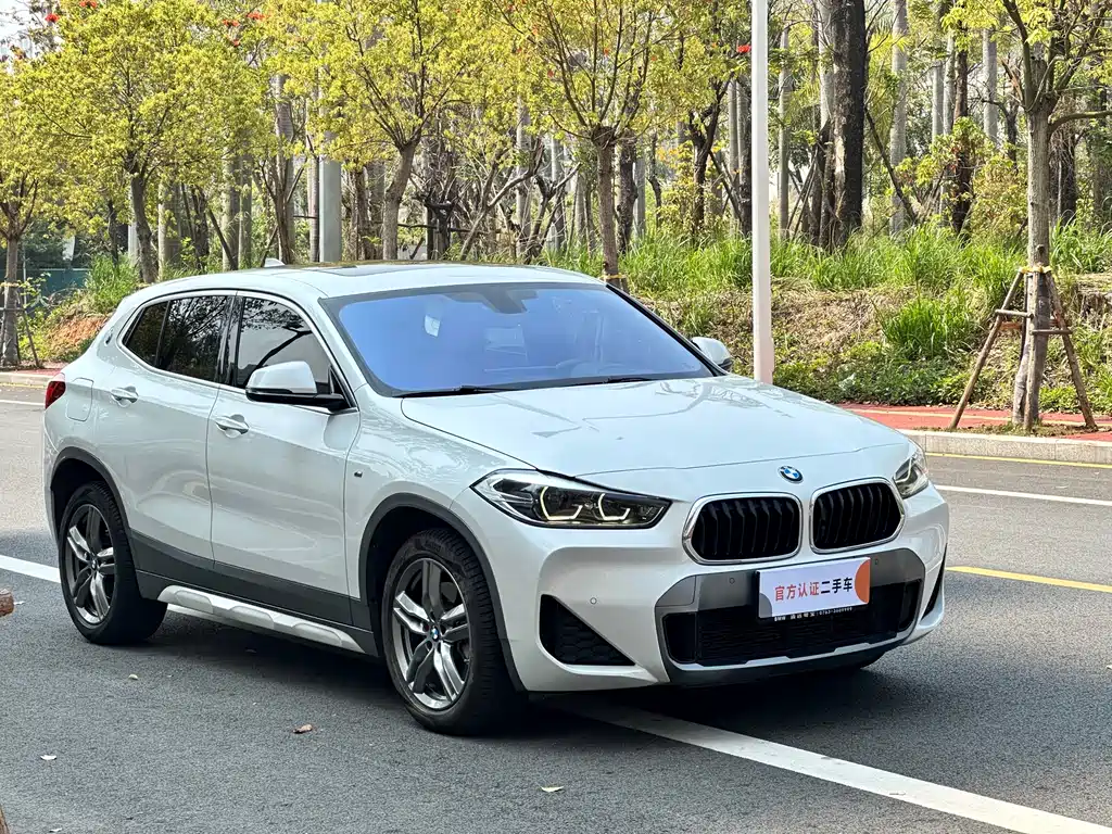 BMW X2 2021 sDrive25i leading M sports package купить на сайте DeffCars