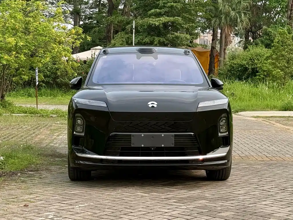NIO ES8 2026 Six-seater Executive Deluxe Edition купить на сайте DeffCars