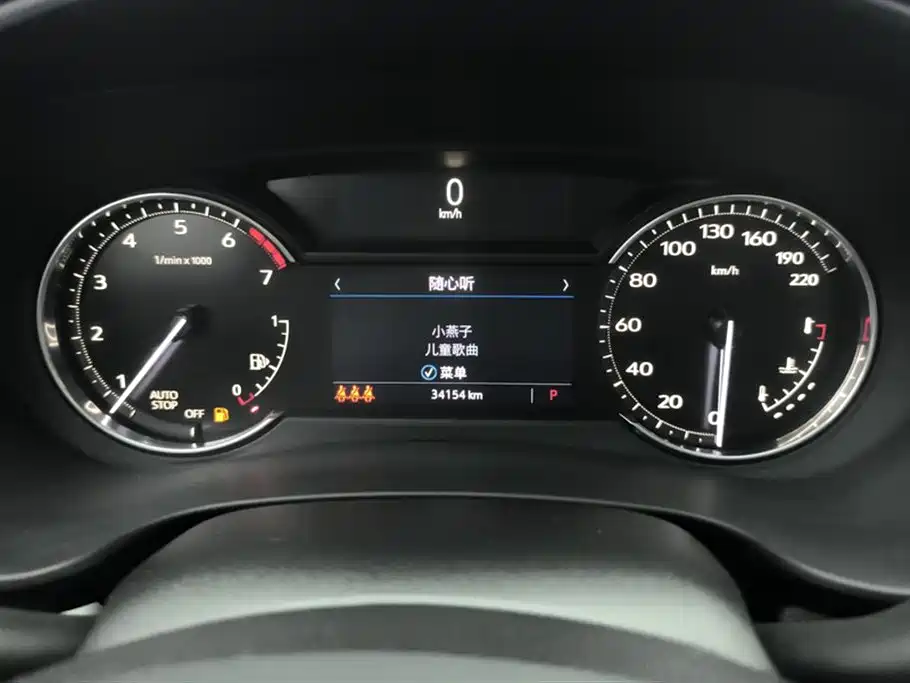 Cadillac XT4 2023 28T two-wheel drive luxury model купить на сайте DeffCars