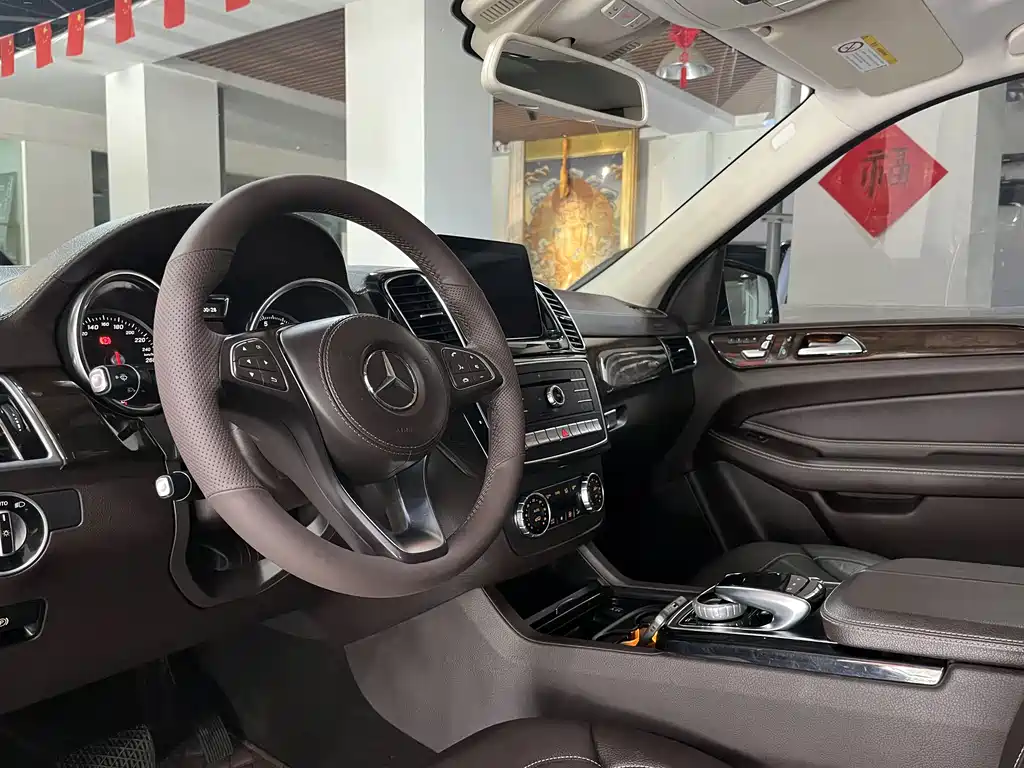 Mercedes-Benz GLS 2018 GLS 400 4MATIC Dynamic купить на сайте DeffCars