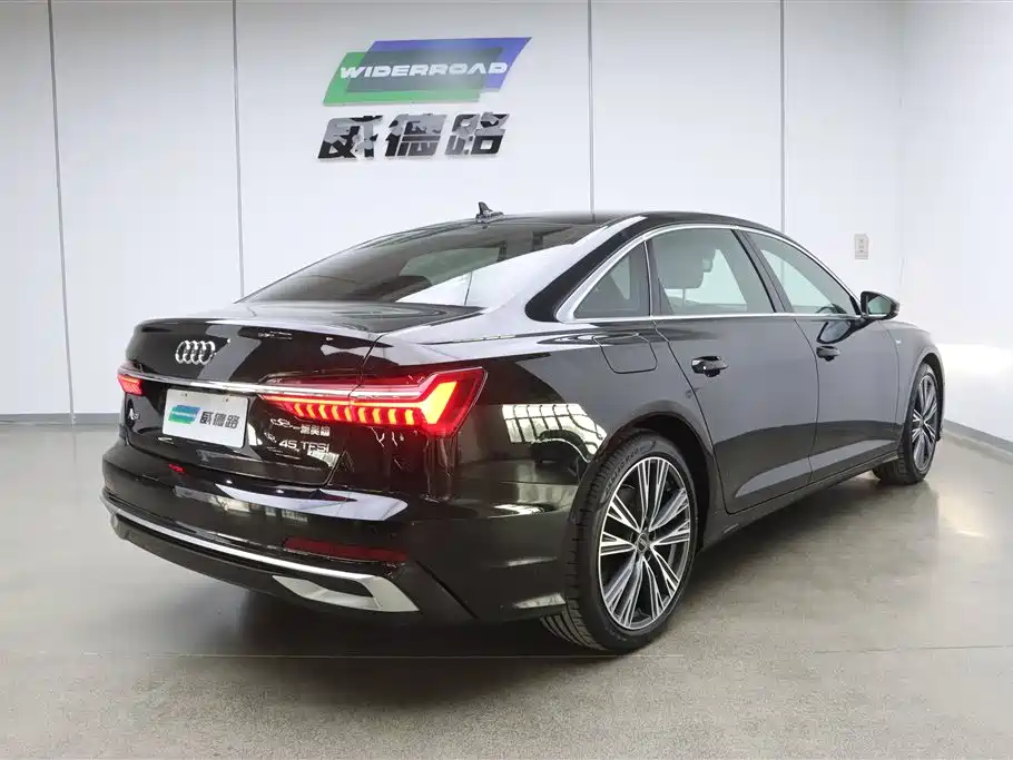 Audi A6L 2024 45 TFSI Premium Dynamic Model купить на сайте DeffCars