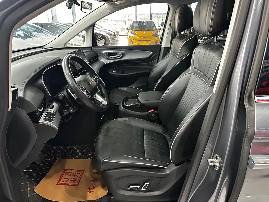 Roewe iMAX8 2022 400TGI flagship version купить на сайте DeffCars