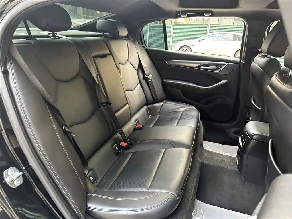 Cadillac CT5 2024 28T Luxury Pro купить на сайте DeffCars