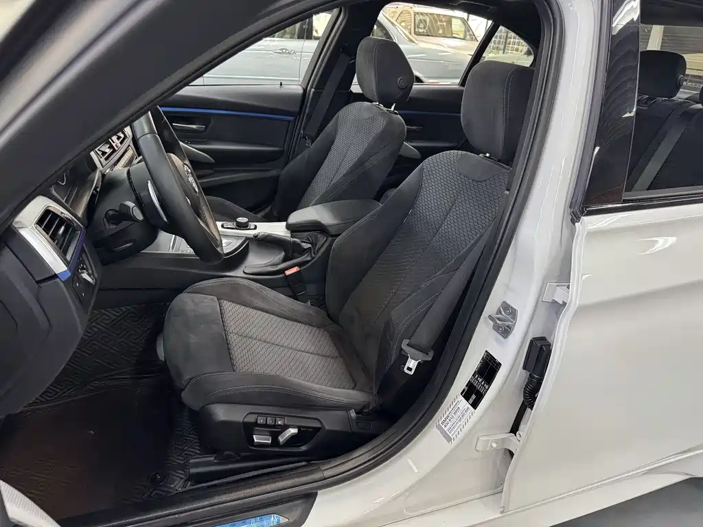 BMW 3 Series 2018 320i M Sports Package купить на сайте DeffCars