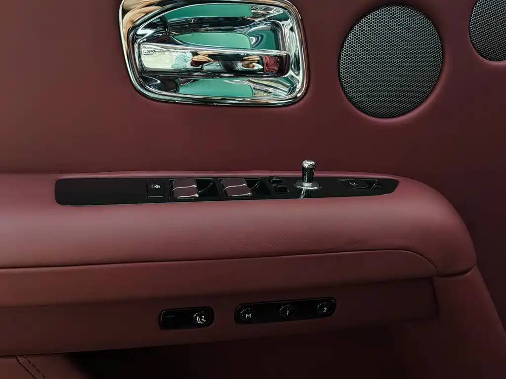Ghost 2021 6.7T standard wheelbase version купить на сайте DeffCars