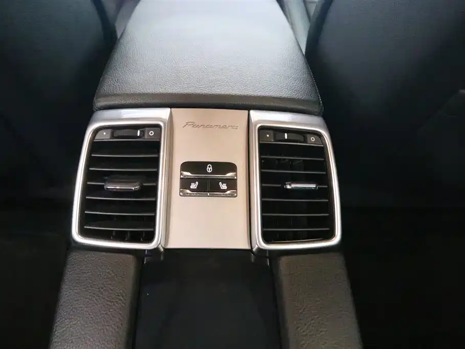 Panamera 2010 Panamera 3.6L купить на сайте DeffCars