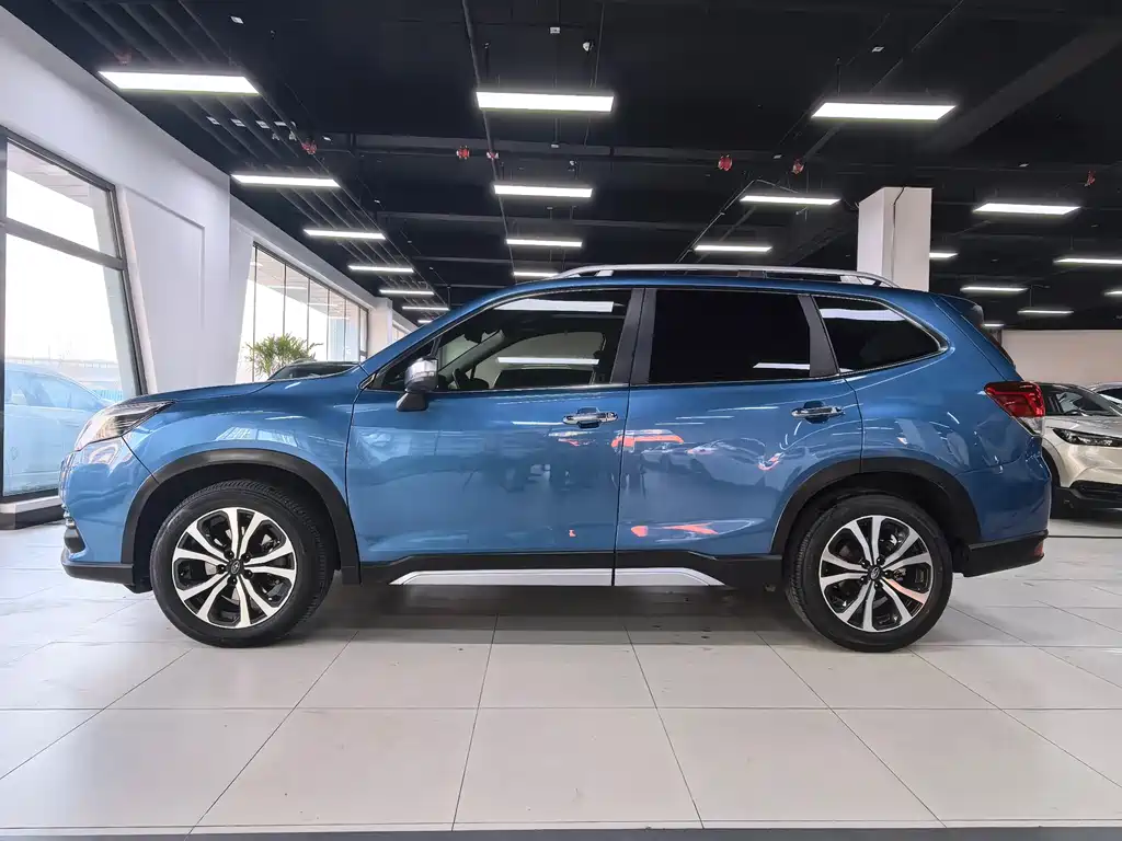 Forester 2022 2.0i AWD Ultimate EyeSight купить на сайте DeffCars