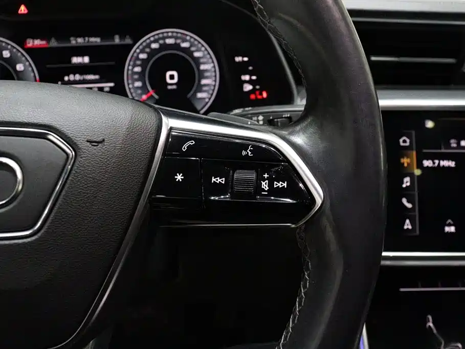 Audi A6L 2022 45 TFSI Premium Dynamic Model купить на сайте DeffCars