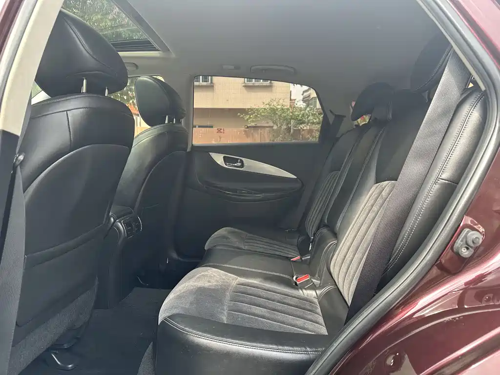 Infiniti QX50 2015 2.5L Comfort Edition купить на сайте DeffCars
