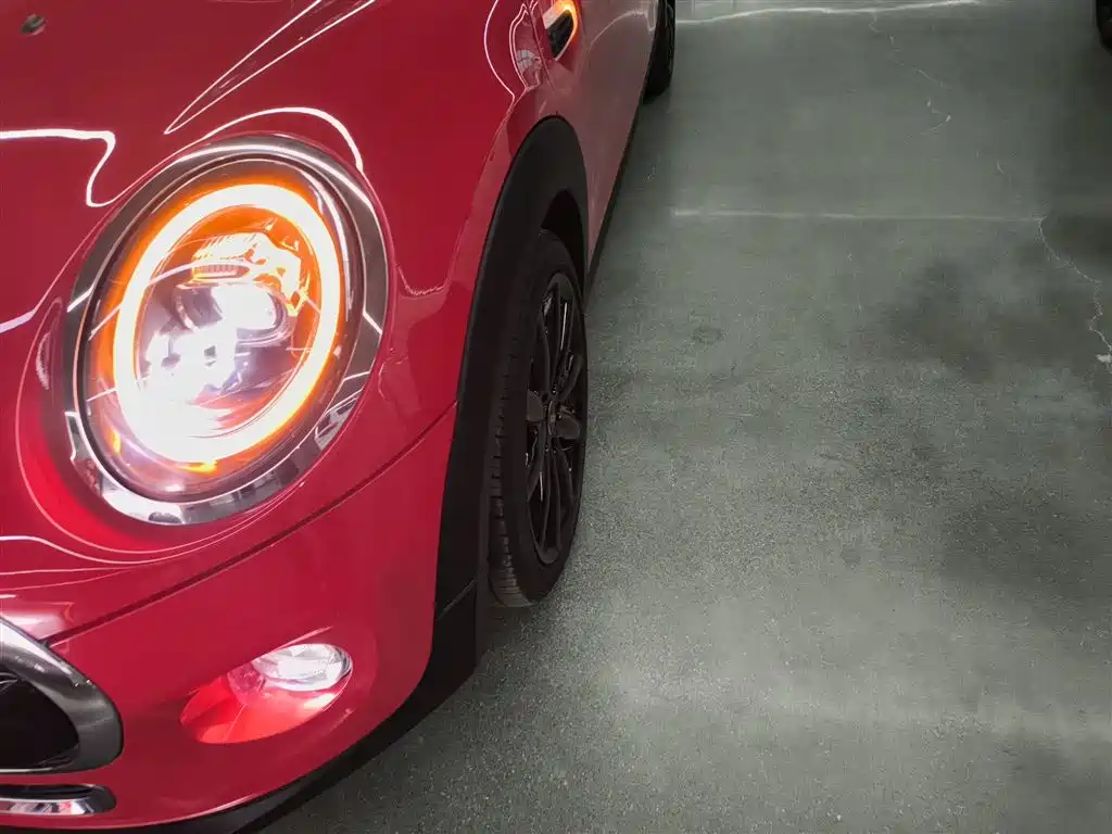 MINI 2018 1.5T COOPER Artist купить на сайте DeffCars
