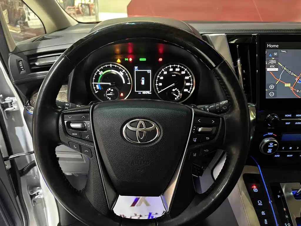 Wilfa 2023 Crown Dual Engine 2.5L HV Premium Edition купить на сайте DeffCars