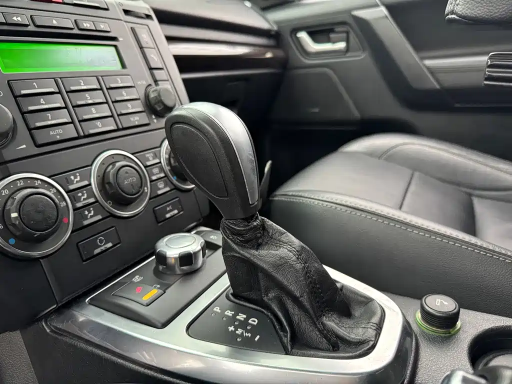 Freelander 2 2013 2.0T Si4 HSE gasoline version купить на сайте DeffCars