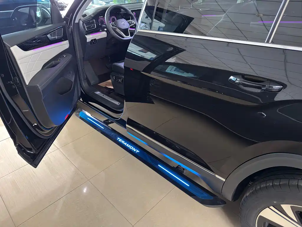 Touron 2025 380TSI four-wheel drive outstanding version купить на сайте DeffCars
