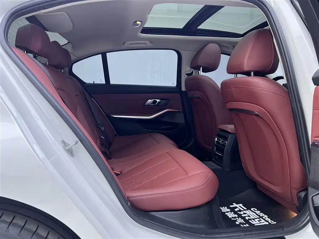 BMW i3 2024 eDrive 35 L купить на сайте DeffCars