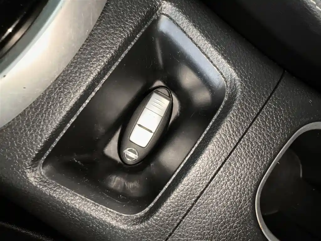 Tiida 2021 1.6L CVT Smart Travel Edition купить на сайте DeffCars