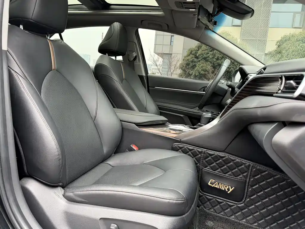 Camry 2019 2.5G Deluxe Edition National VI купить на сайте DeffCars
