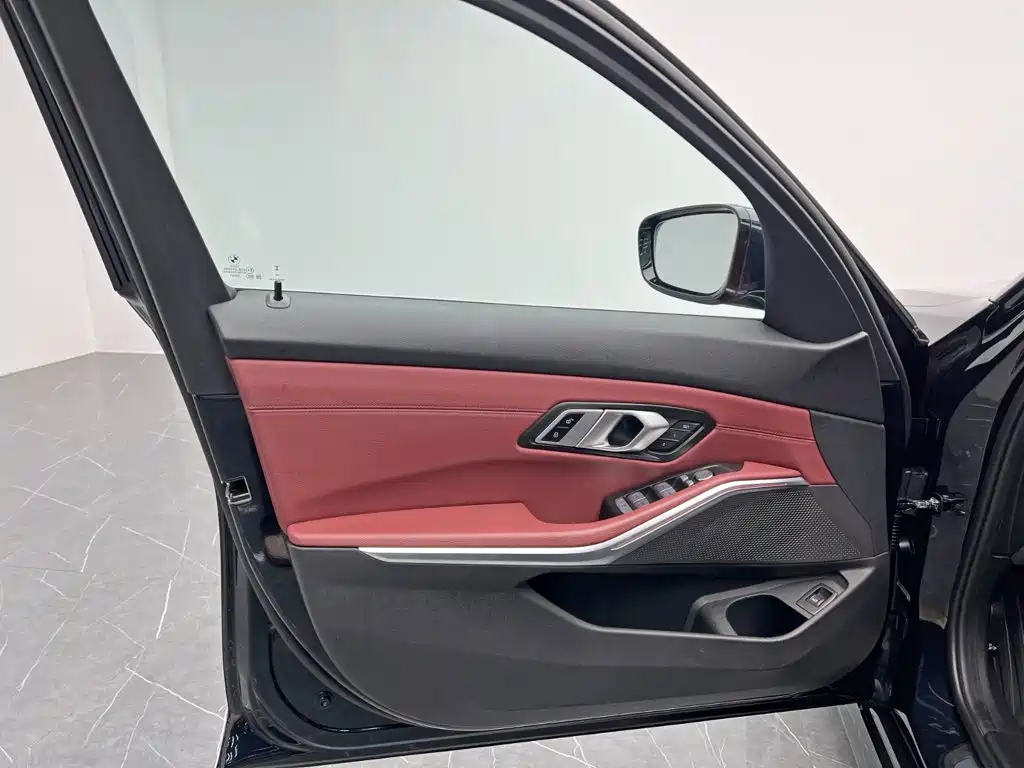 BMW 3 Series 2023 325Li M Sport Kit купить на сайте DeffCars