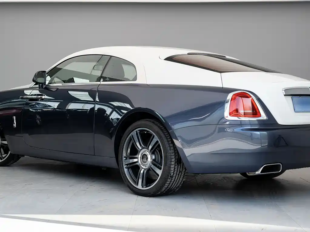 Phantom 2018 6.6T standard model купить на сайте DeffCars