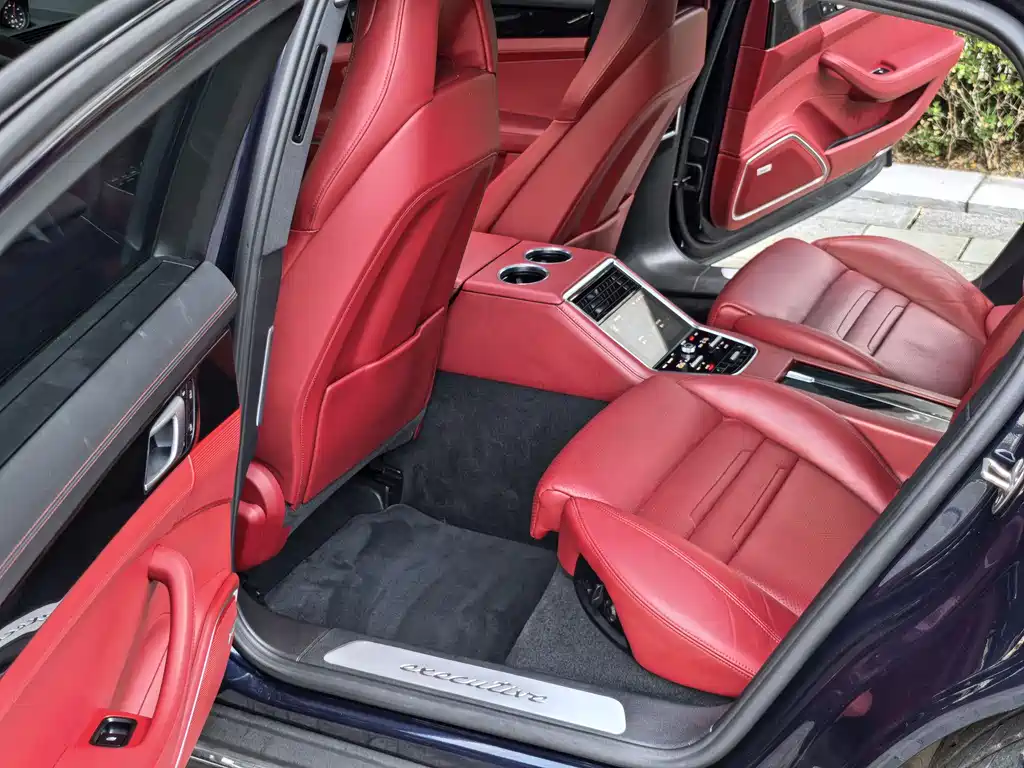Panamera 2023 Panamera 4 Executive Extended Edition 2.9T купить на сайте DeffCars