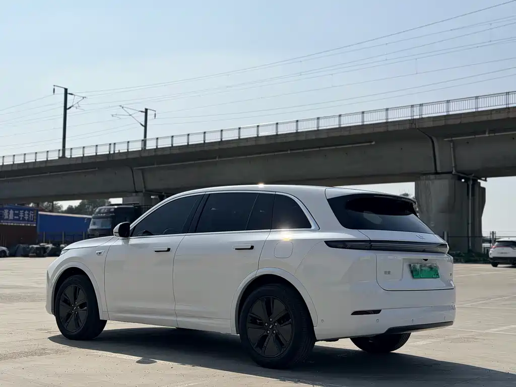 Ideal L7 2024 Pro купить на сайте DeffCars
