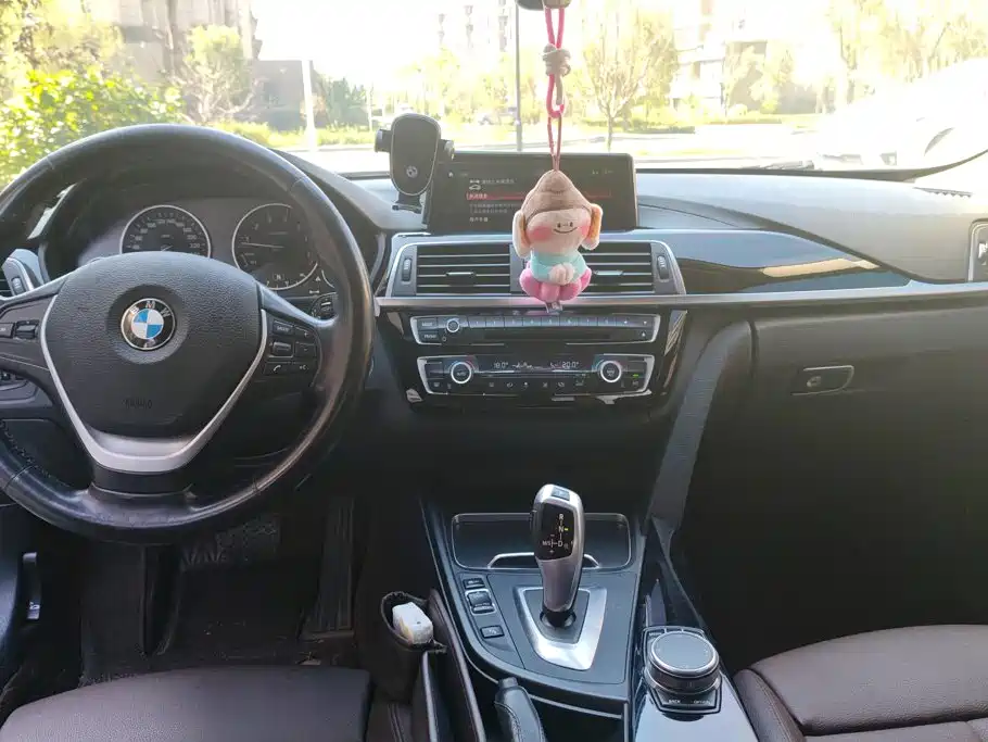 BMW 3 Series 2018 320Li Fashion Model купить на сайте DeffCars