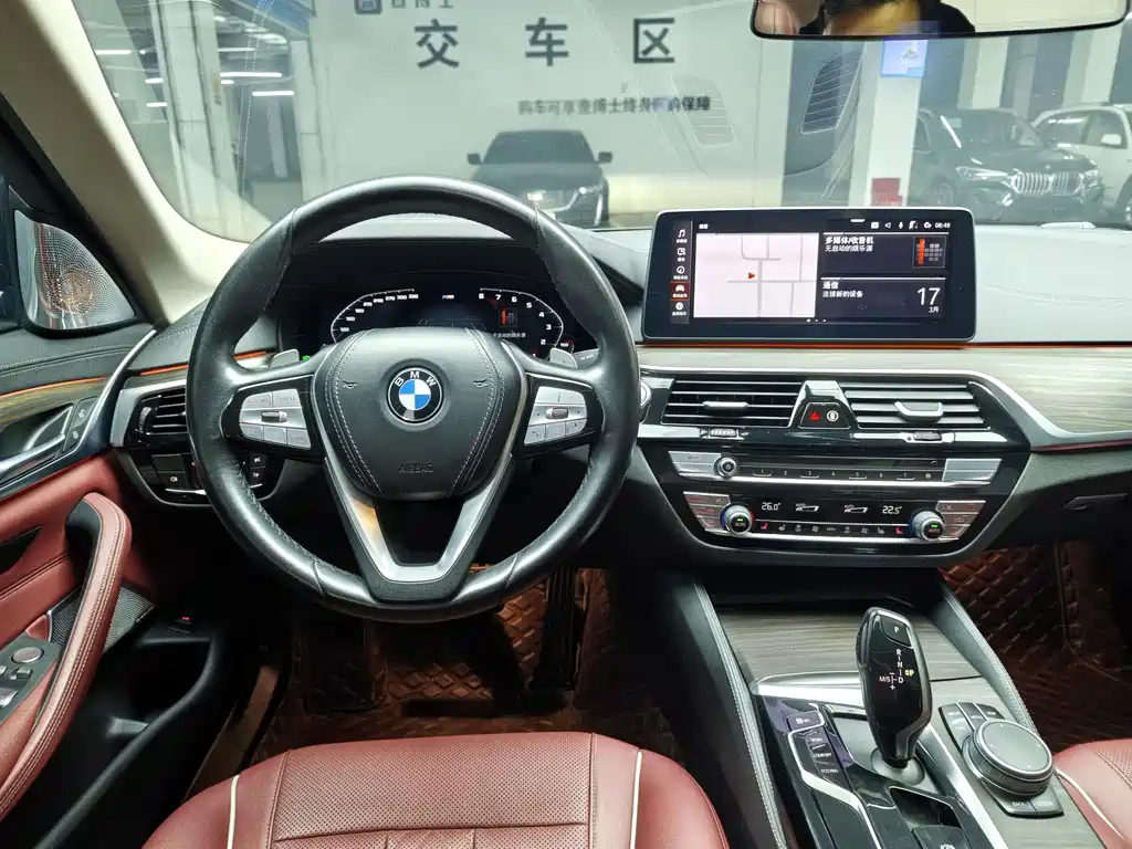 BMW 5 Series 2022 530Li Leading Luxury Package купить на сайте DeffCars