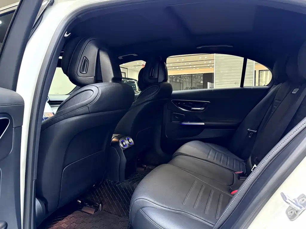 Mercedes-Benz C-Class 2024 facelift C 260 L sports version купить на сайте DeffCars