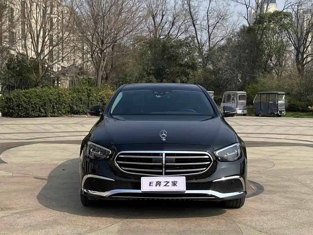 Mercedes-Benz E-Class 2023 E 300 L Luxury Model купить на сайте DeffCars