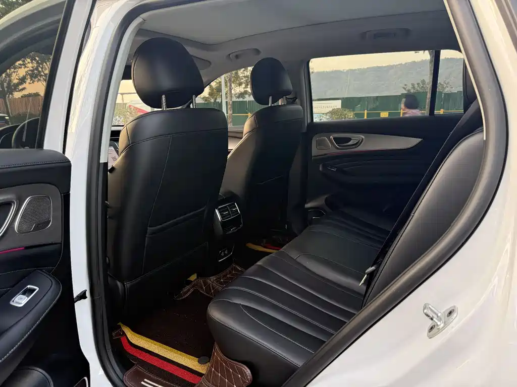Roewe RX5 MAX 2021 Supreme Series 400TGI Automatic Luxury Cockpit Edition купить на сайте DeffCars