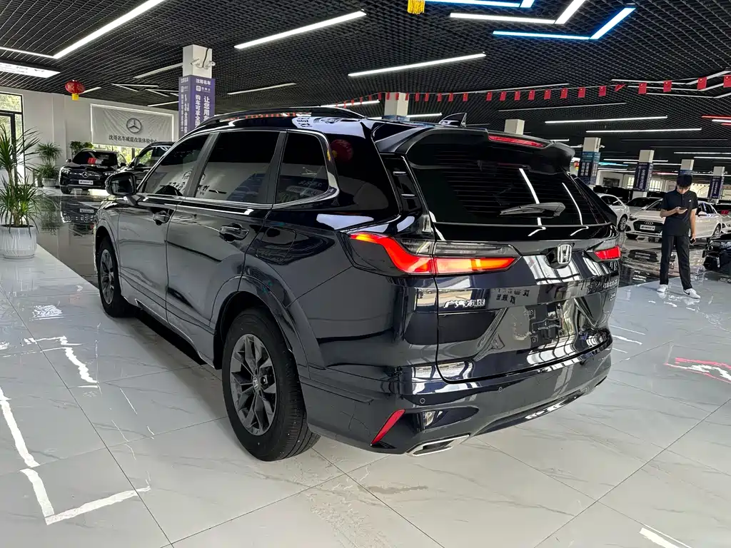 Breeze (CR-V) 2025 240TURBO 2WD Deluxe Edition 5-seater купить на сайте DeffCars