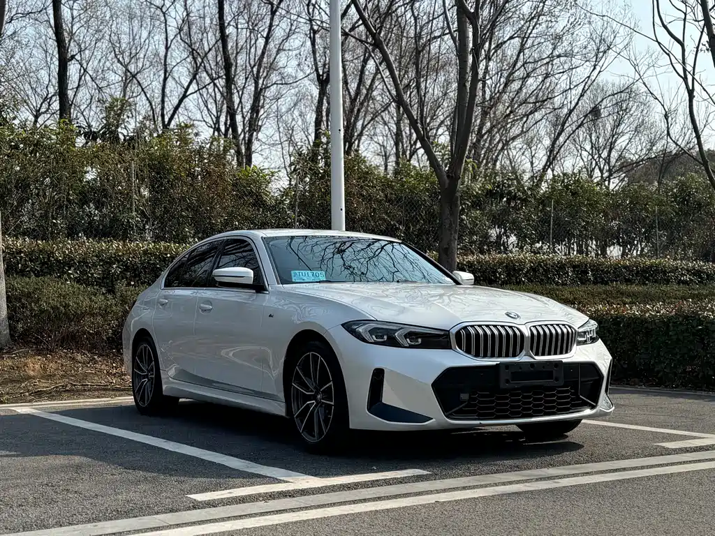 BMW 3 Series 2024 320i M Sports Package купить на сайте DeffCars