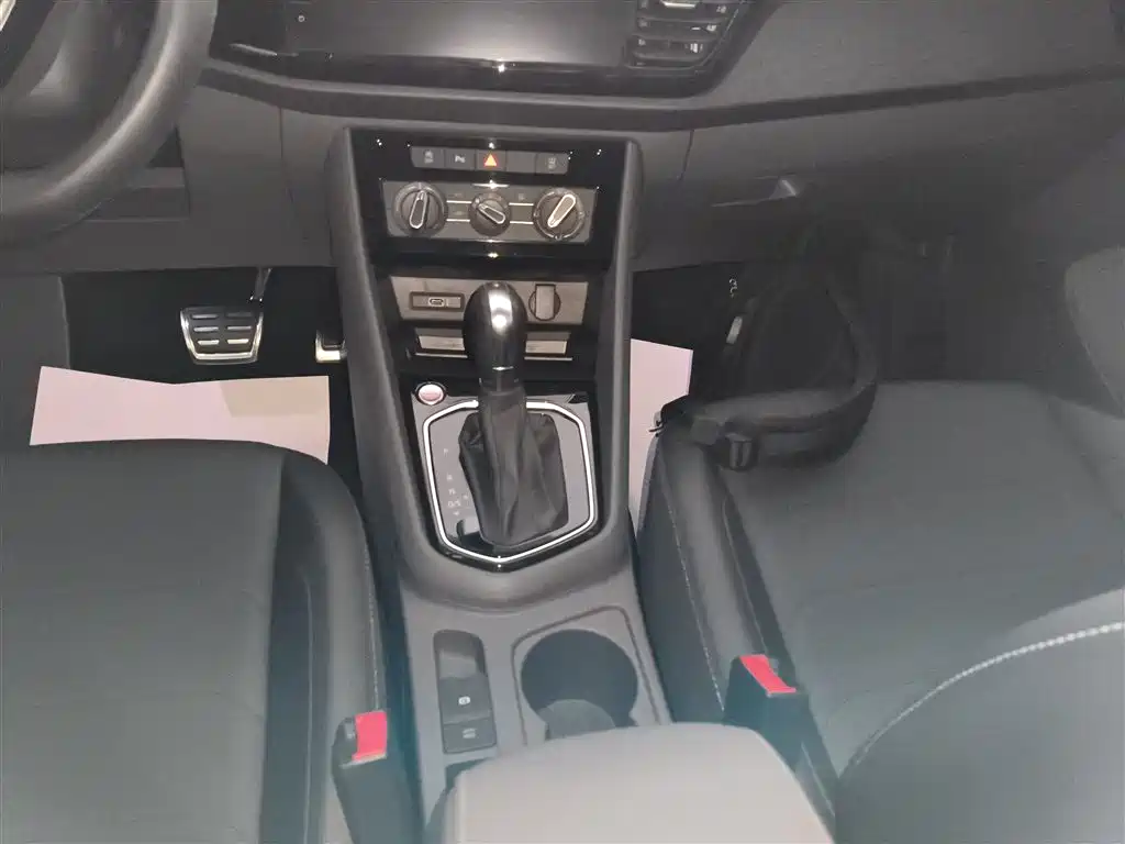 Jetta VS7 2020 1.4T automatic joy model купить на сайте DeffCars